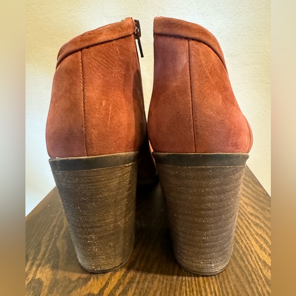 Lucky brand suede heeled booties (Salza) - Size 8.5 - Picture 6 of 8
